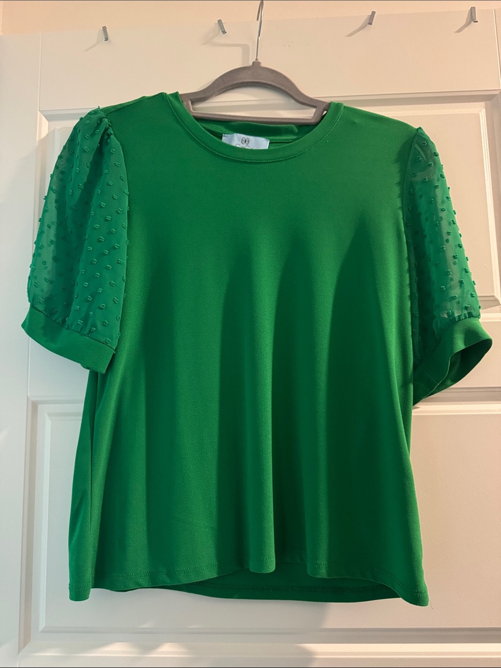 CeCe Emerald Green Puff-Sleeve Tee